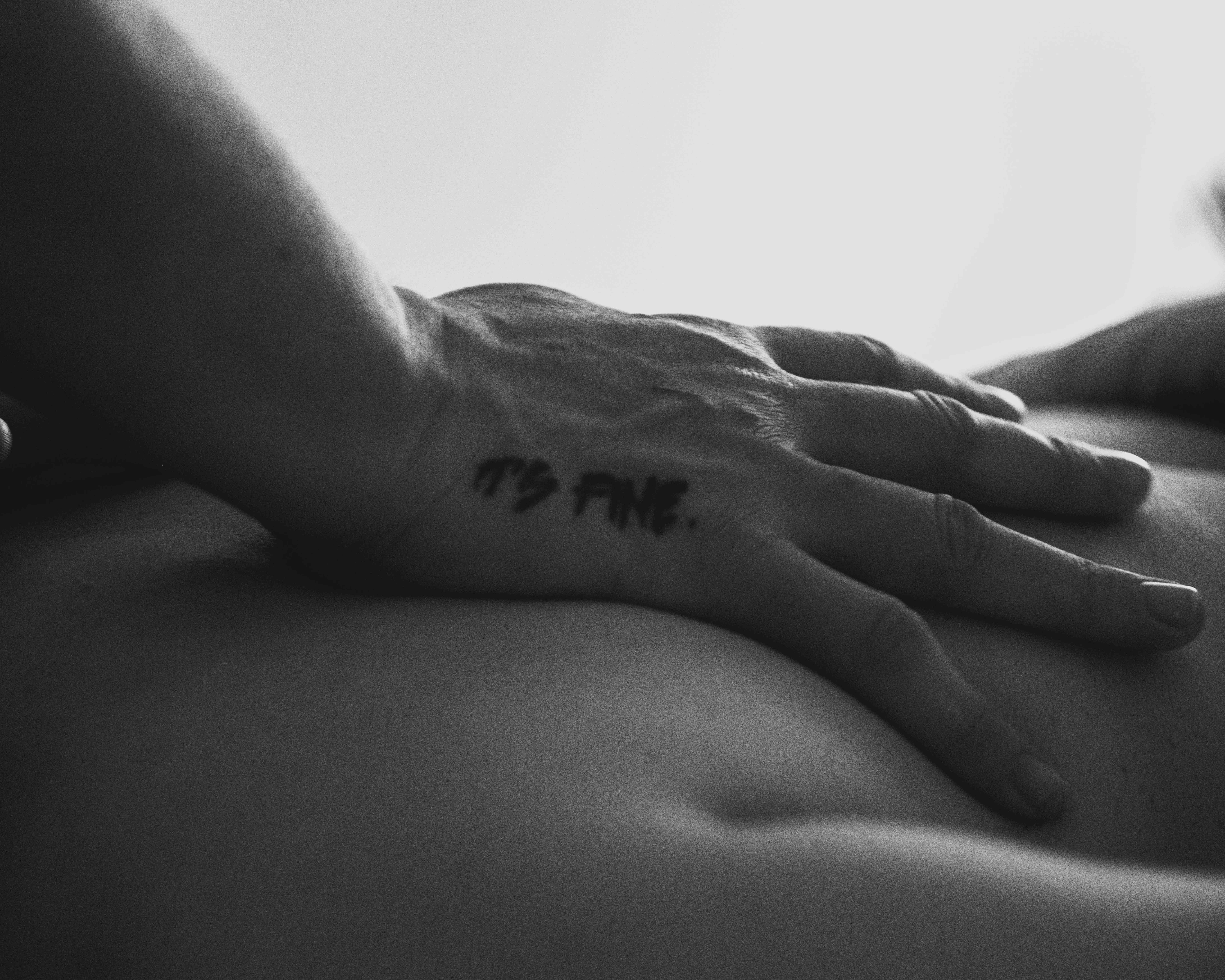 Relaxation massage technique with gentle pressure